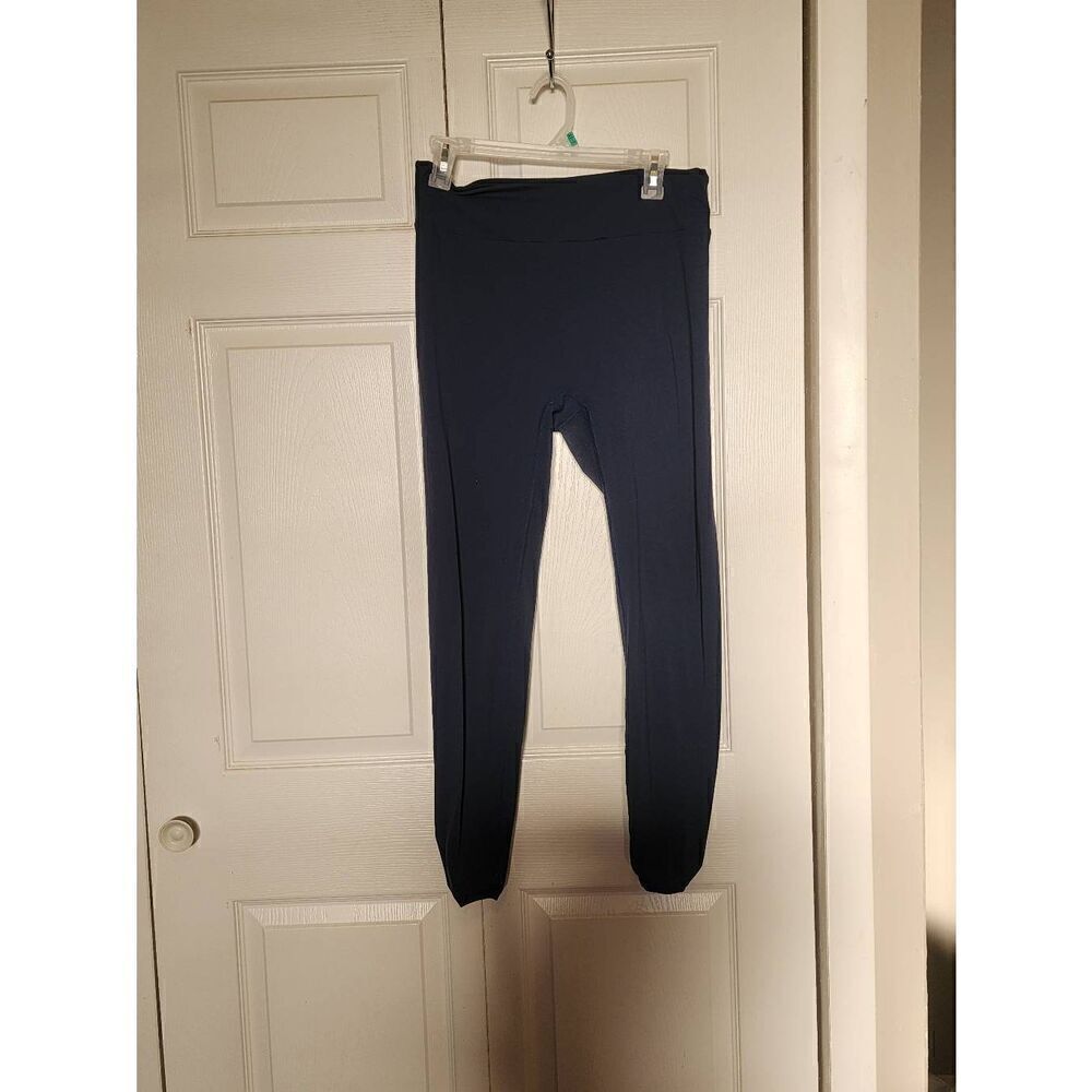 GRRL Navy Leggings - Picture 4 of 4